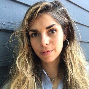 Meet your Posher, Abigail